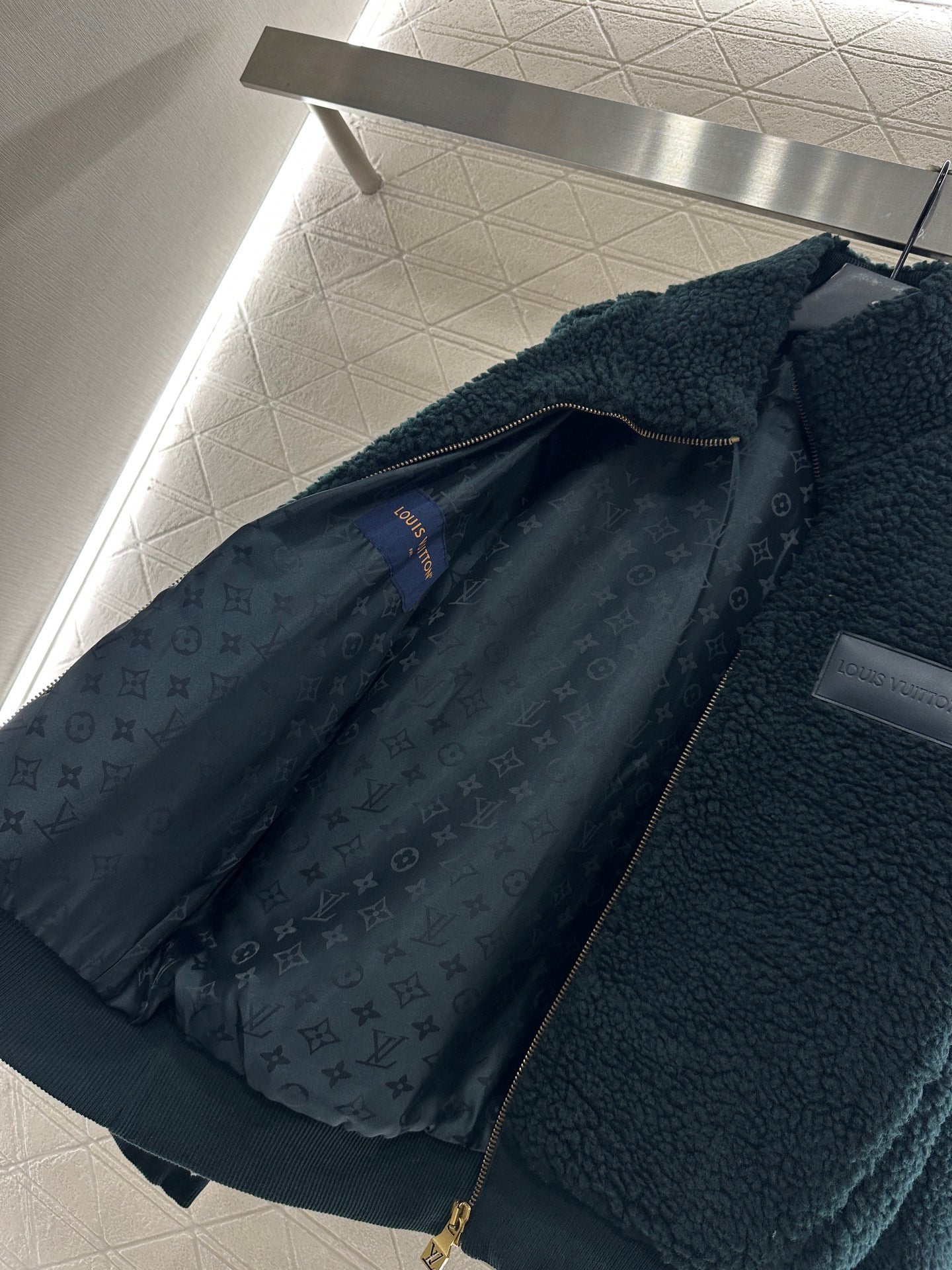 25fw Teddy plush zipper jacket