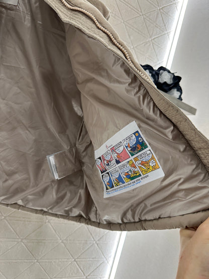 25fw Standing collar down vest