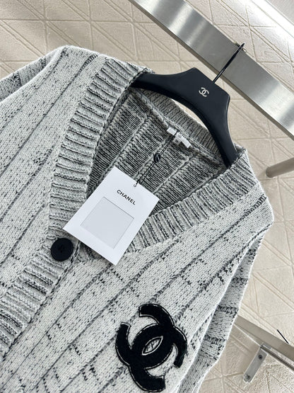 25fw Plush Double C Knitted Cardigan