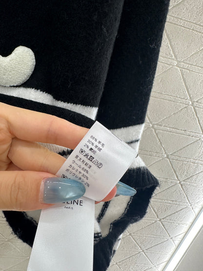 25fw Striped Knitted Top and Shorts Set