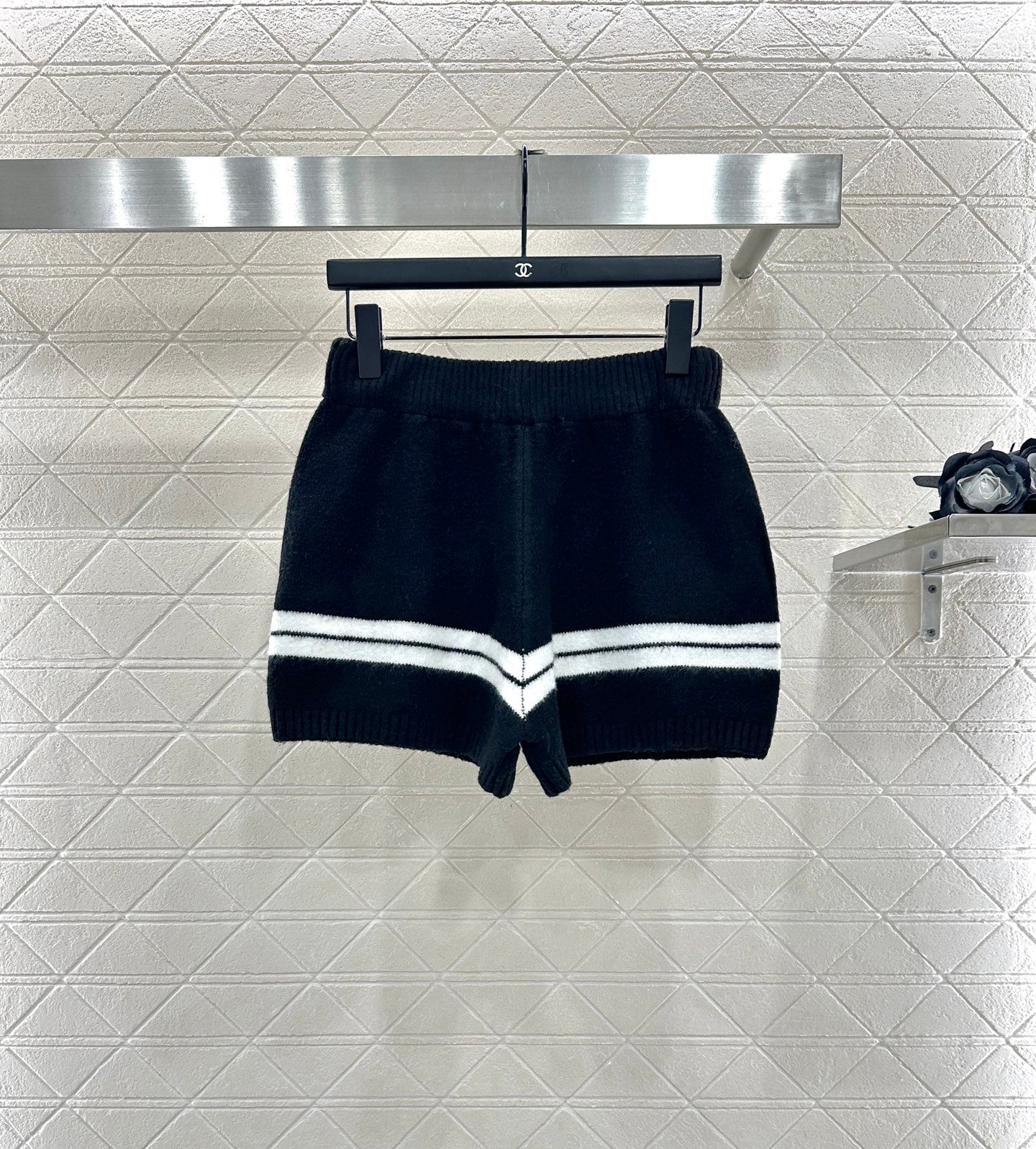 25fw Striped Knitted Top and Shorts Set