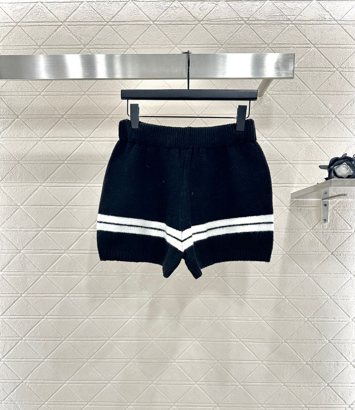 25fw Striped Knitted Top and Shorts Set