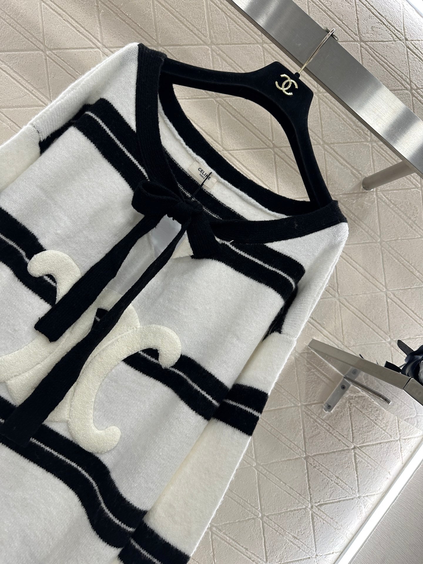 25fw Striped Knitted Top and Shorts Set