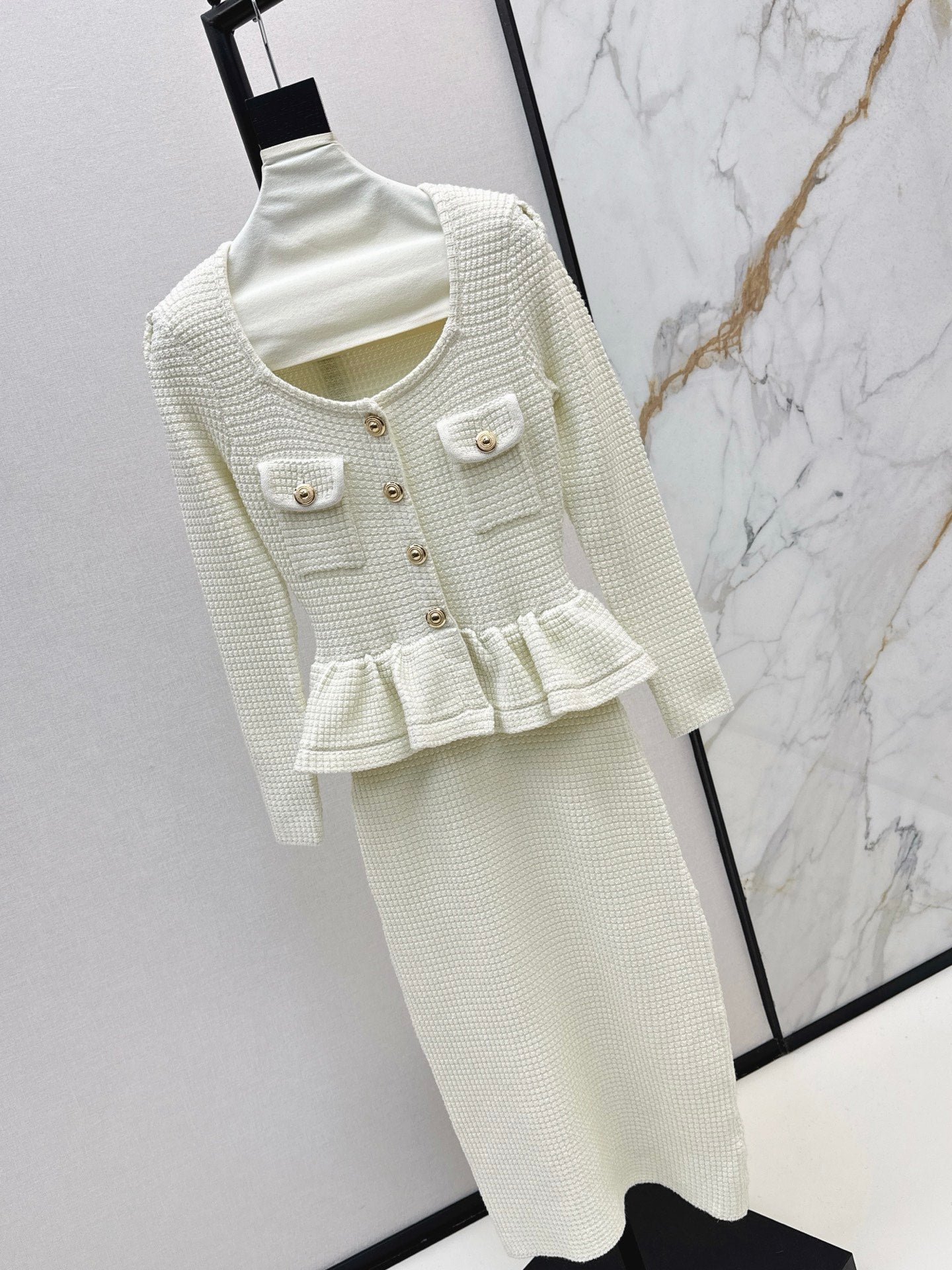 25fw Fake two-piece dress with wrapped buttocks