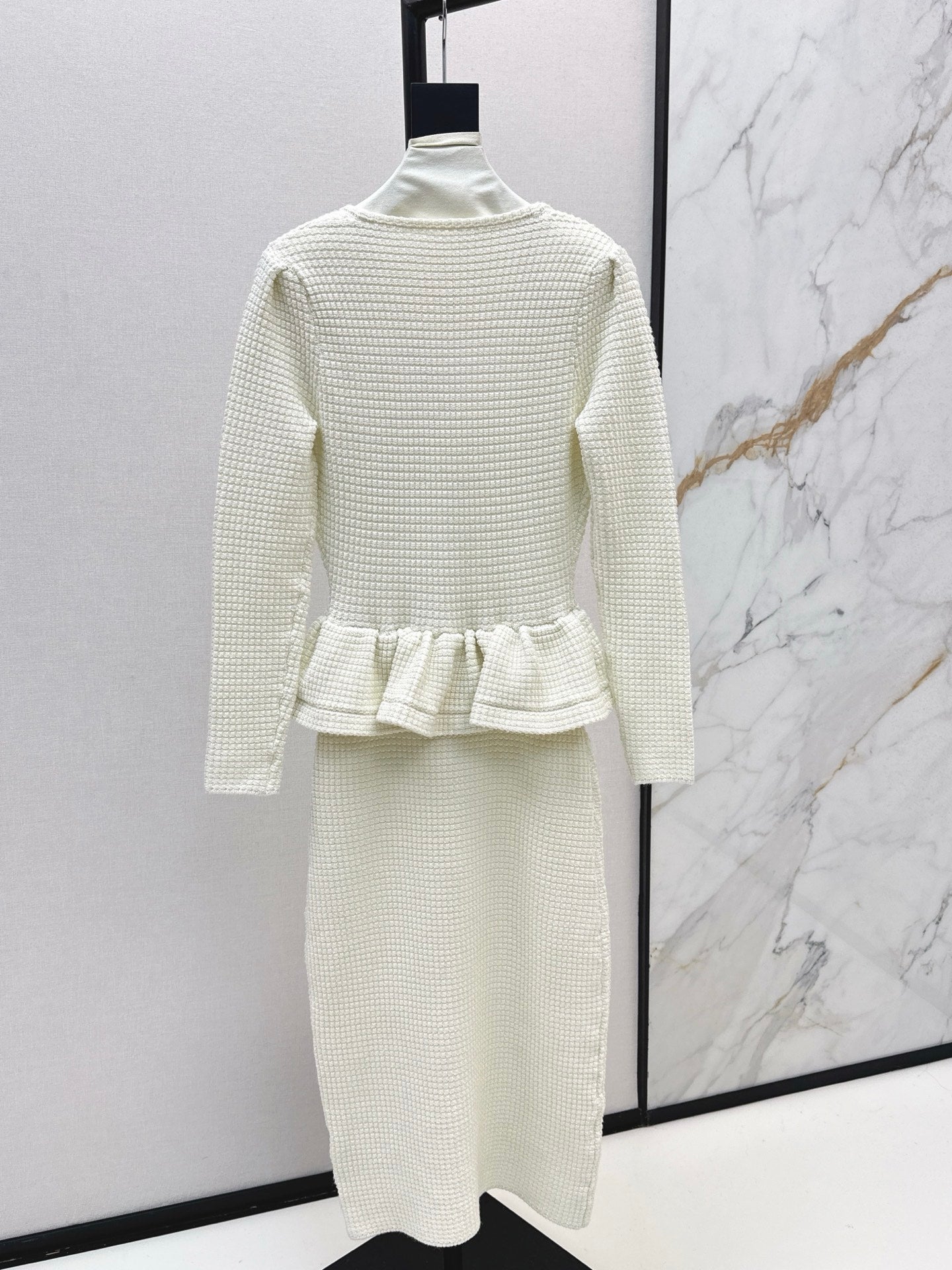 25fw Fake two-piece dress with wrapped buttocks