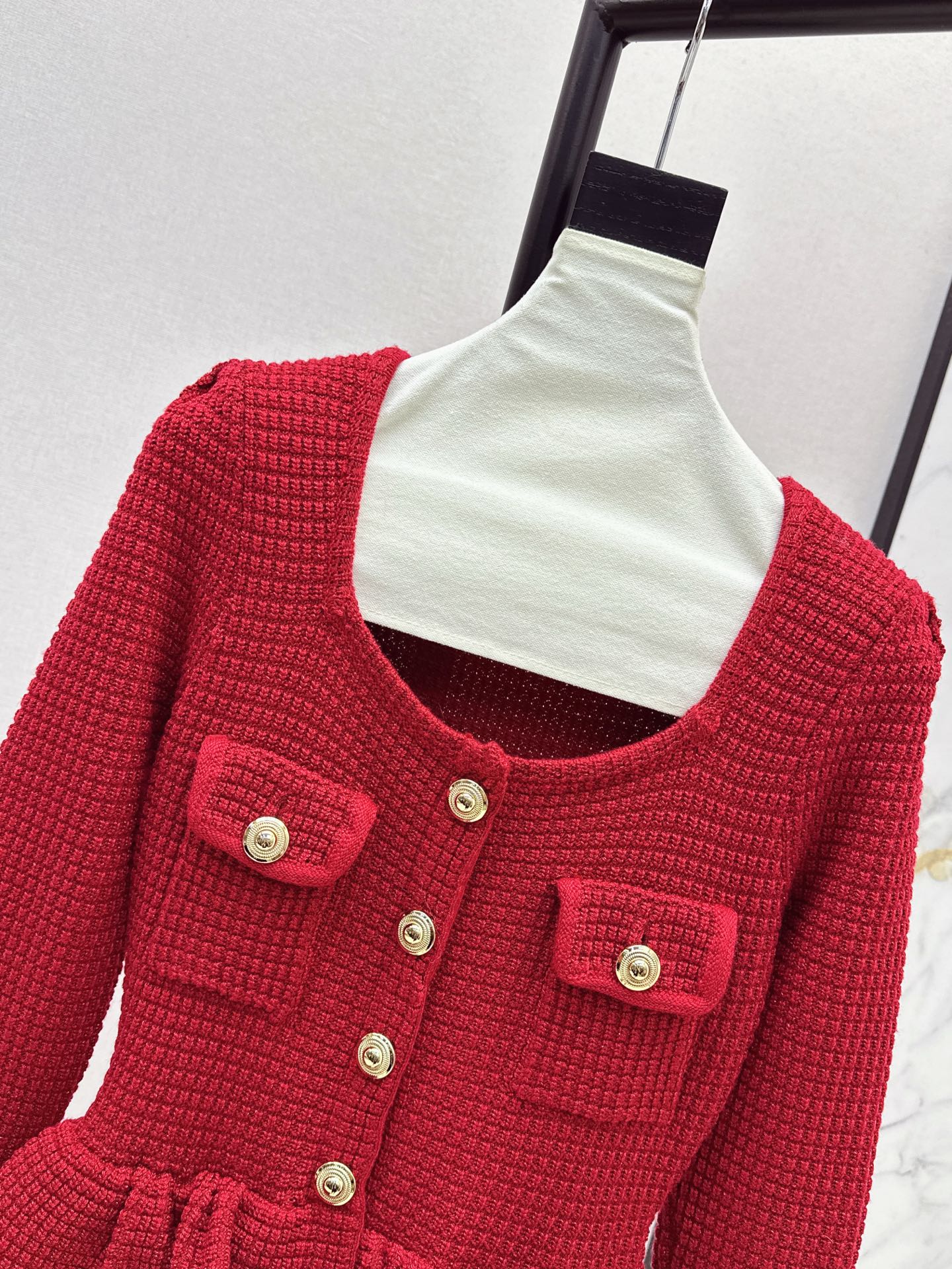 25fw Fake two-piece dress with wrapped buttocks