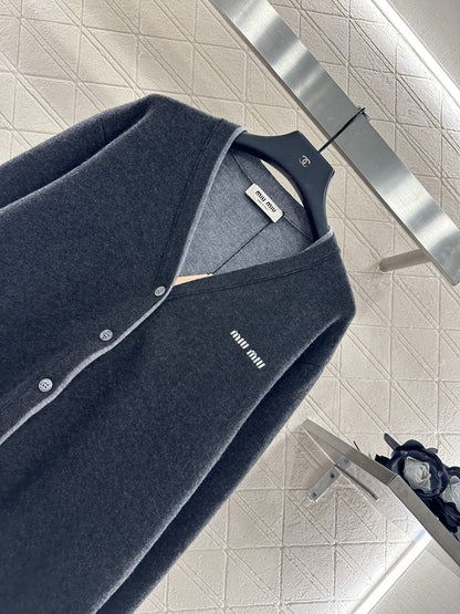 25fw Two contrasting fake cardigans