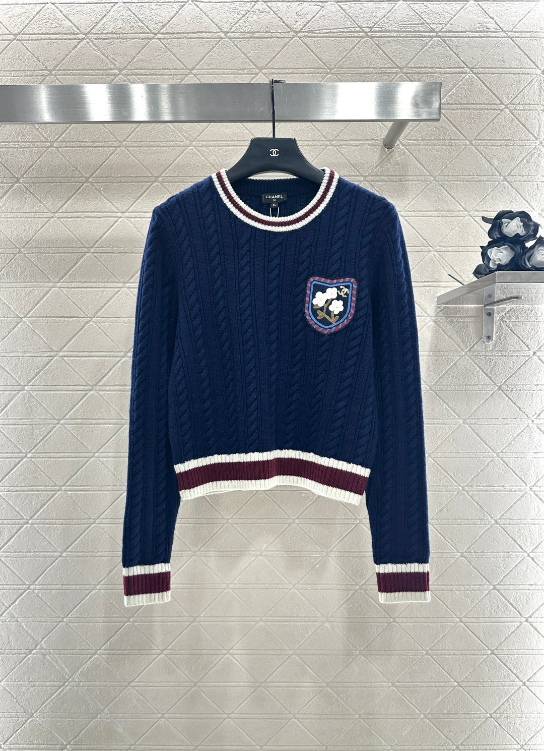 25fw Fried Dough Twists color contrast sweater