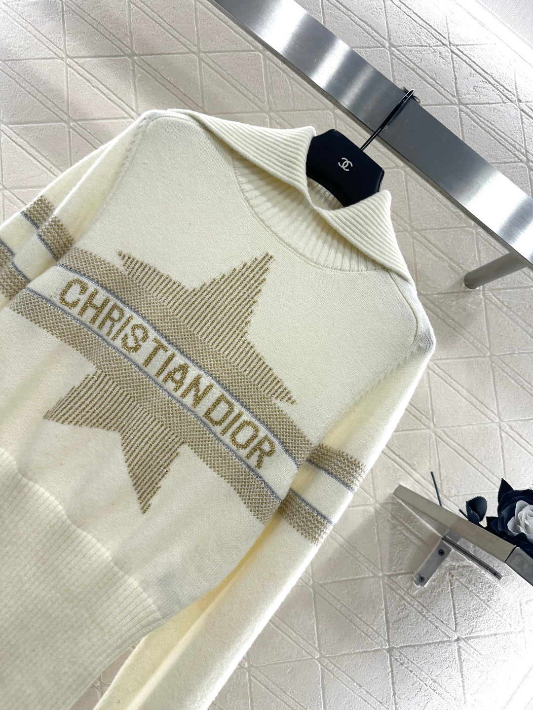 25fw Collar knit pullover sweater