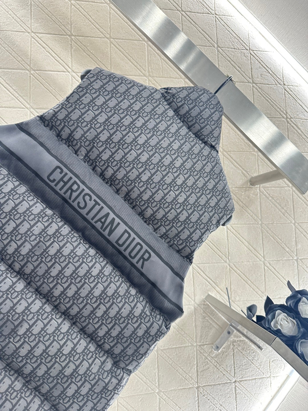 25fw Stand up collar jacquard down vest