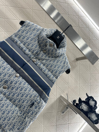 25fw Stand up collar jacquard down vest