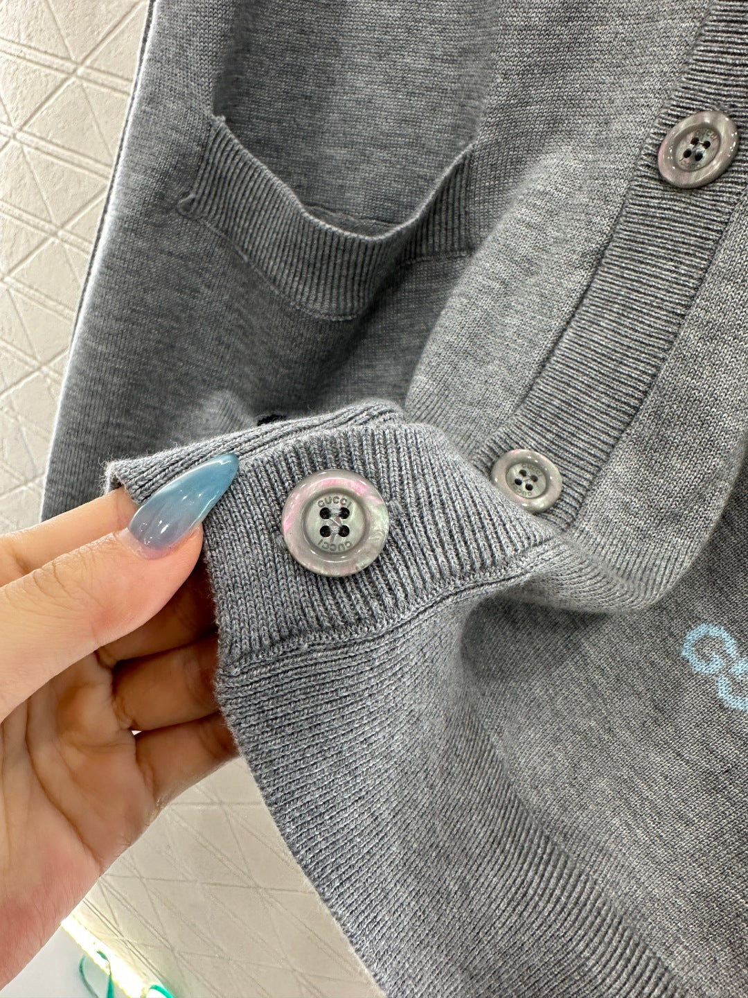 25fw Letter pocket cardigan