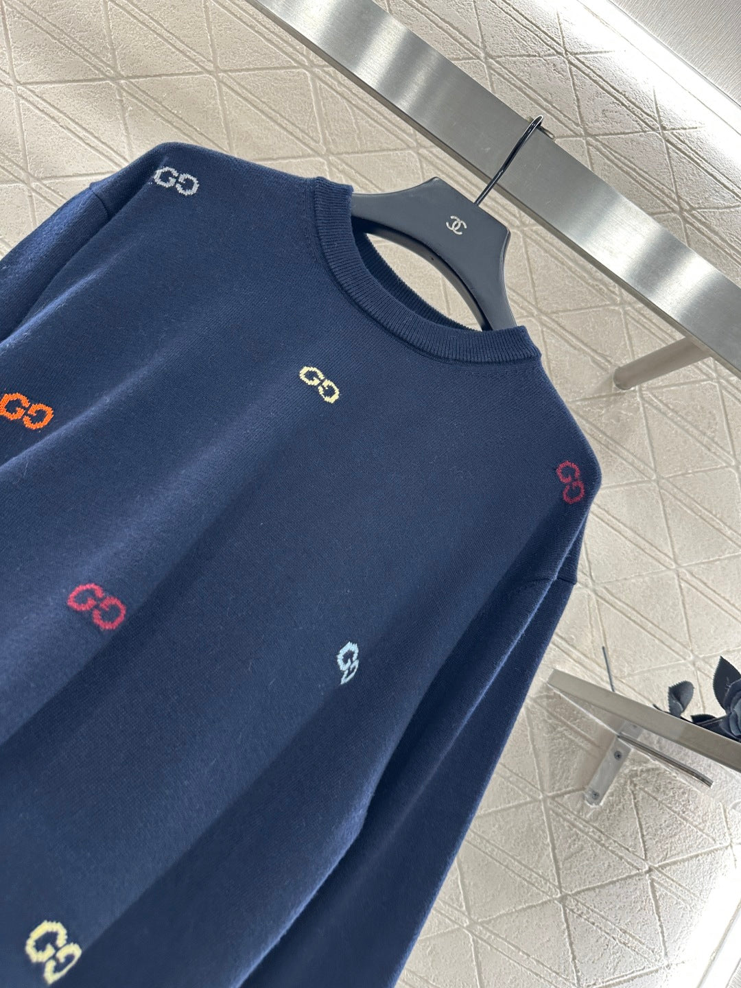 25fw Hooded letter knitted top