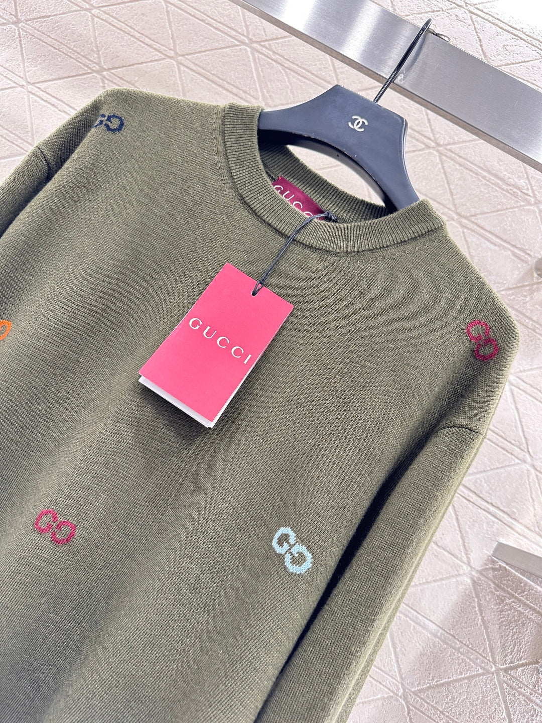 25fw Hooded letter knitted top