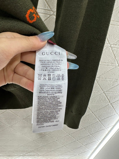 25fw Hooded letter knitted top