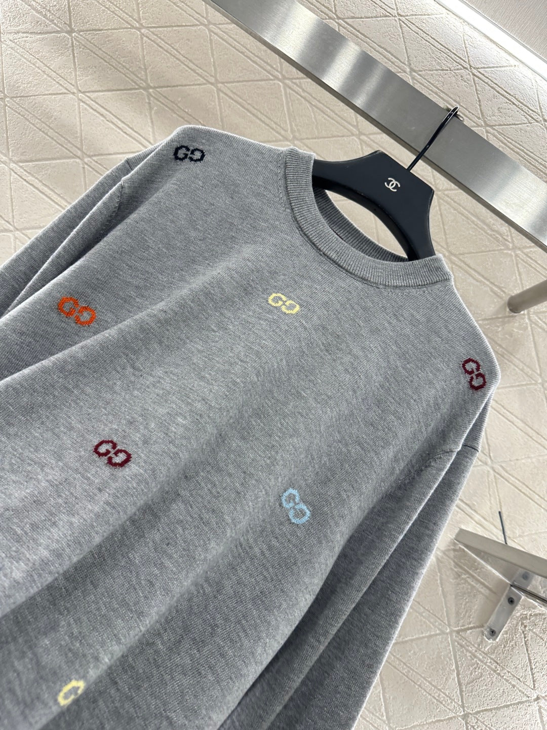 25fw Hooded letter knitted top