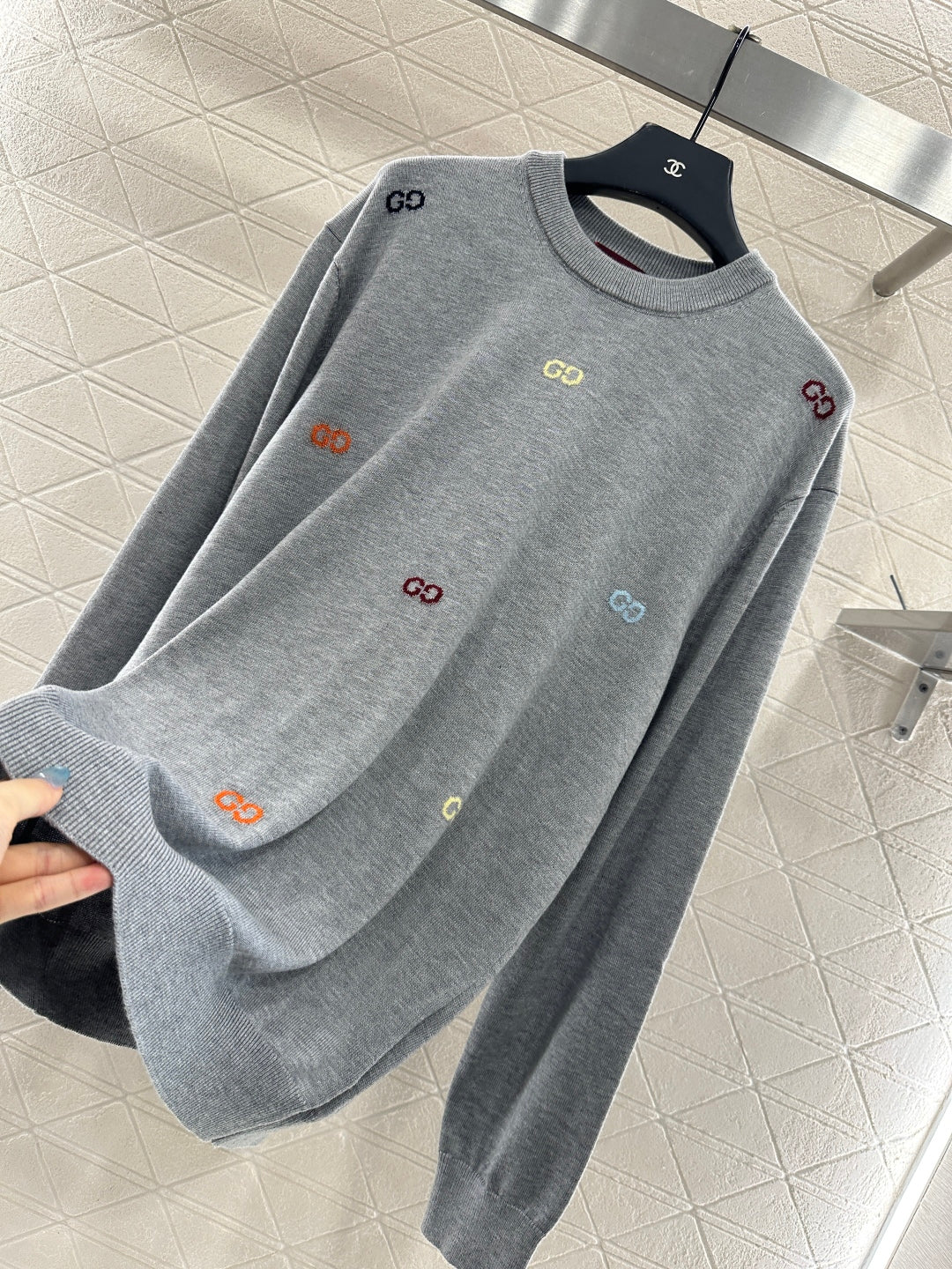 25fw Hooded letter knitted top