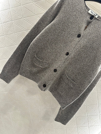 25fw Plain cardigan