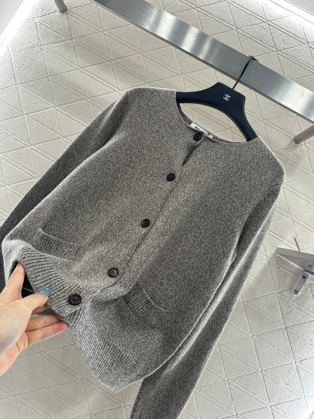 25fw Plain cardigan