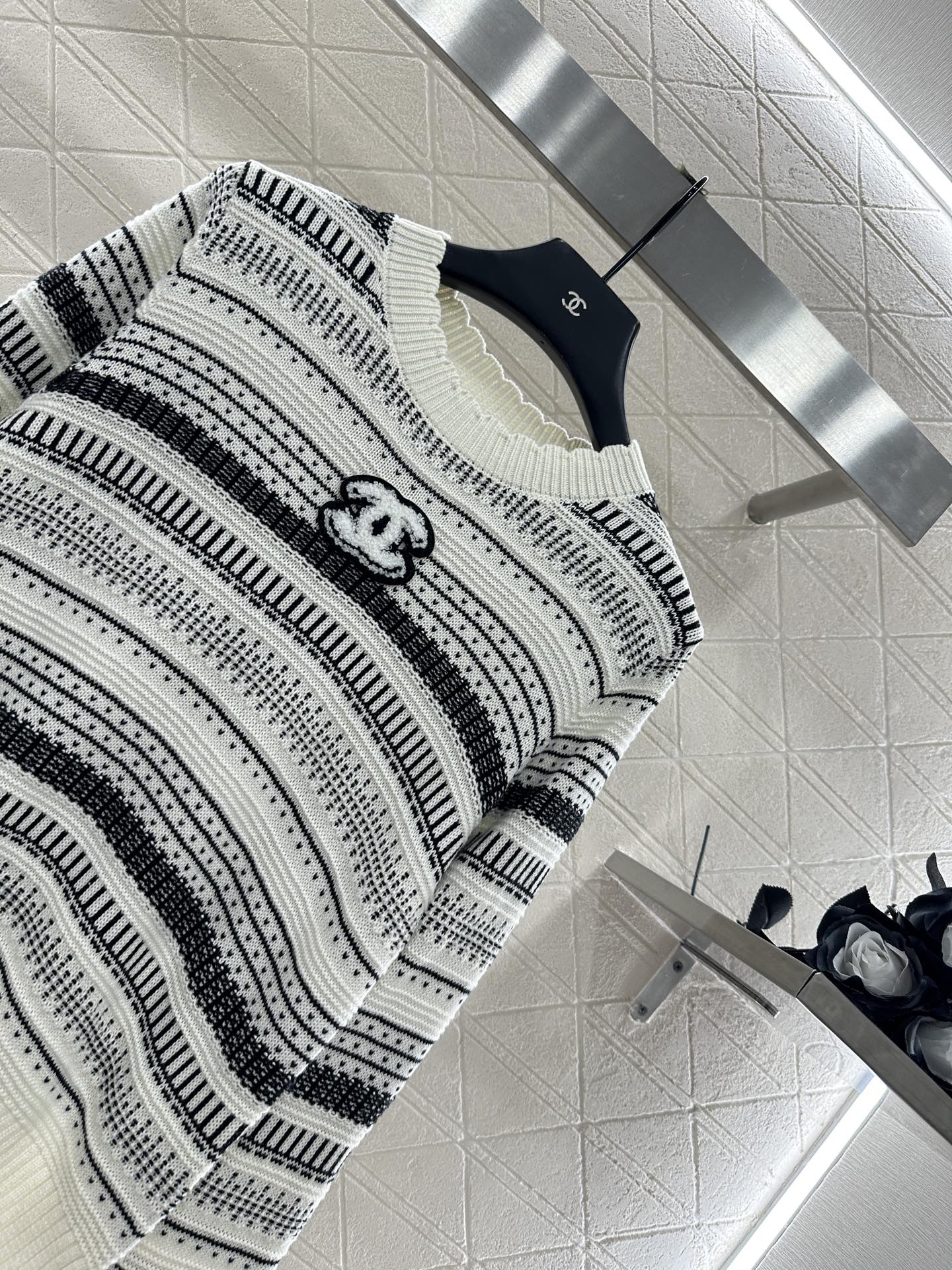 25fw Striped knitted top