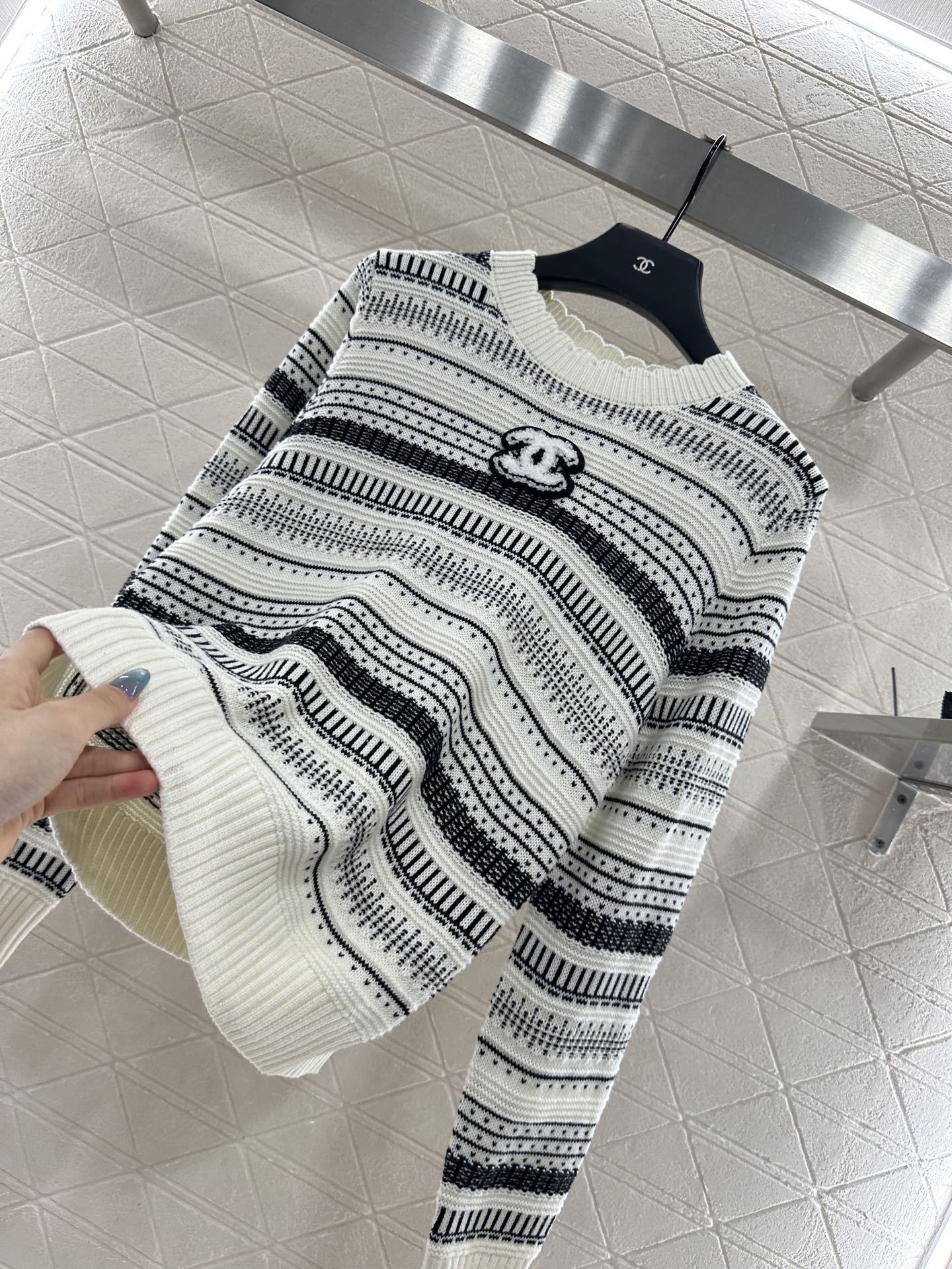 25fw Striped knitted top