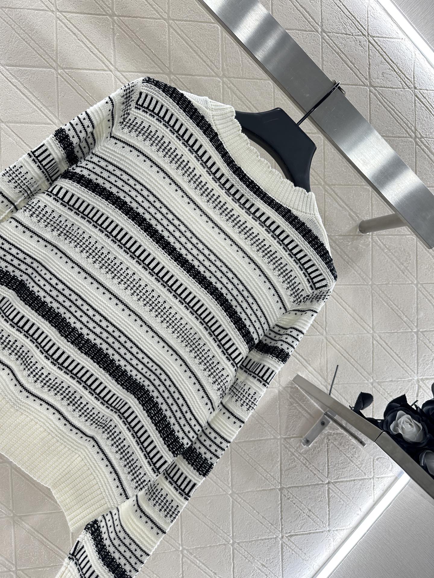 25fw Striped knitted top