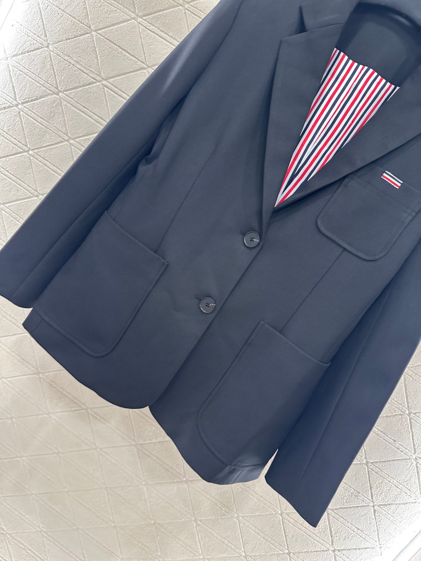25fw Shoulder shaped suit jacket