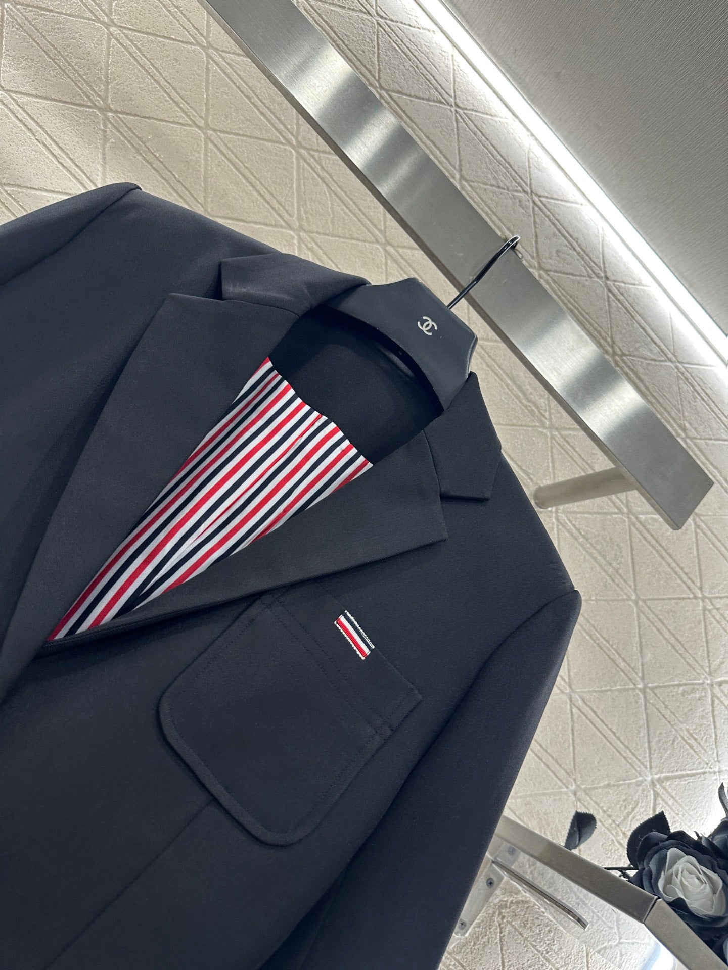 25fw Shoulder shaped suit jacket