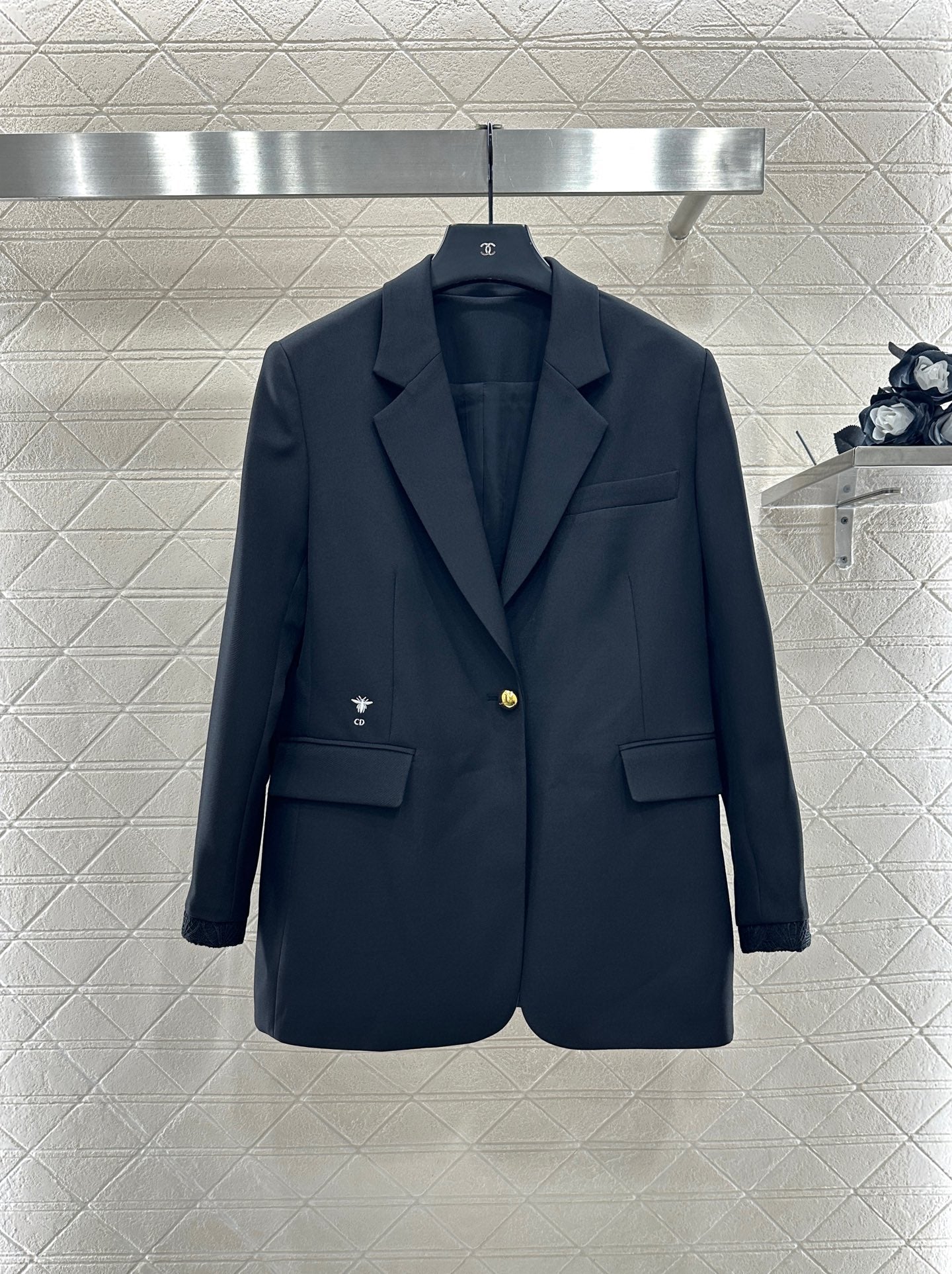 25fw Shoulder shaped suit jacket