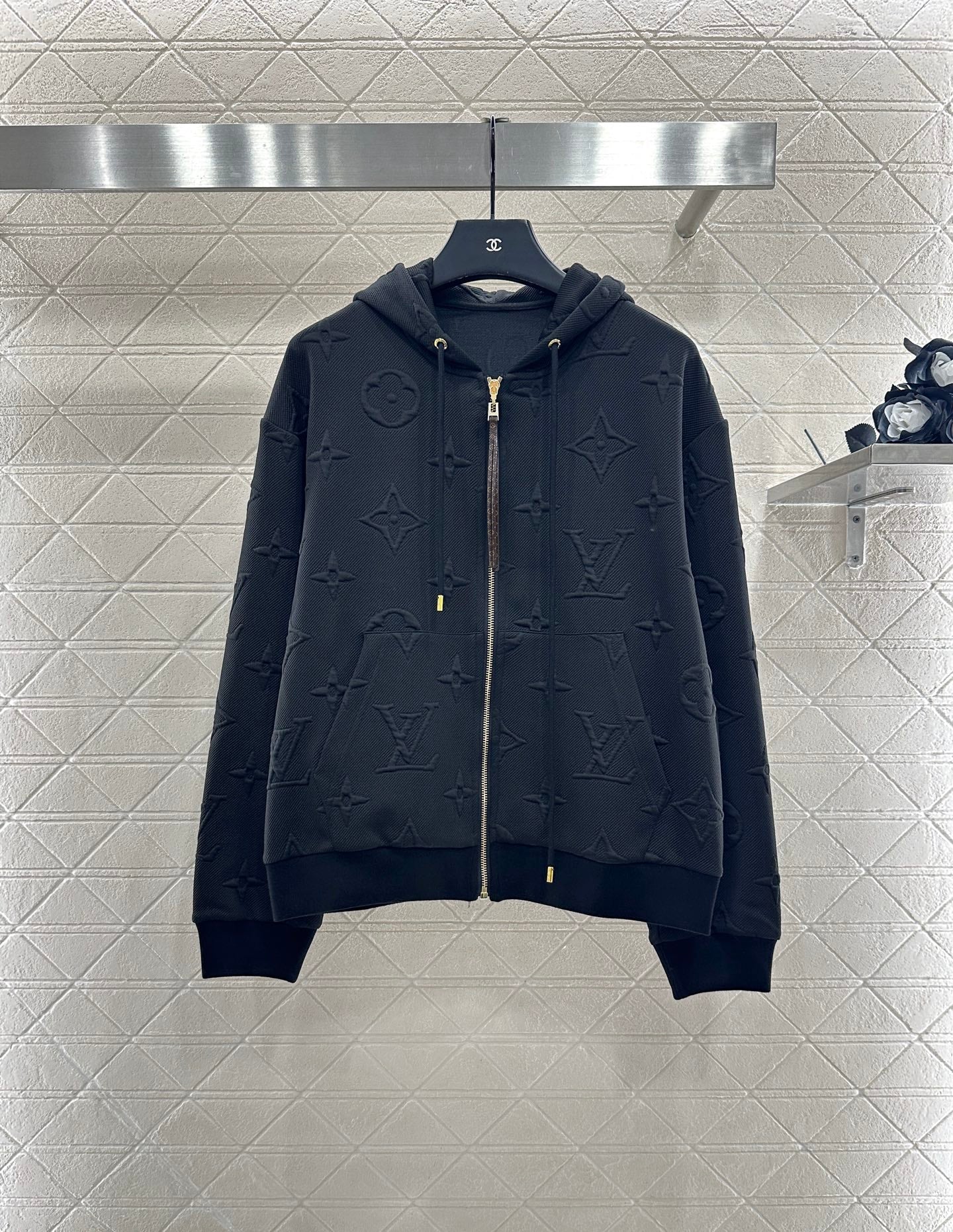 25fw Embossed hooded set