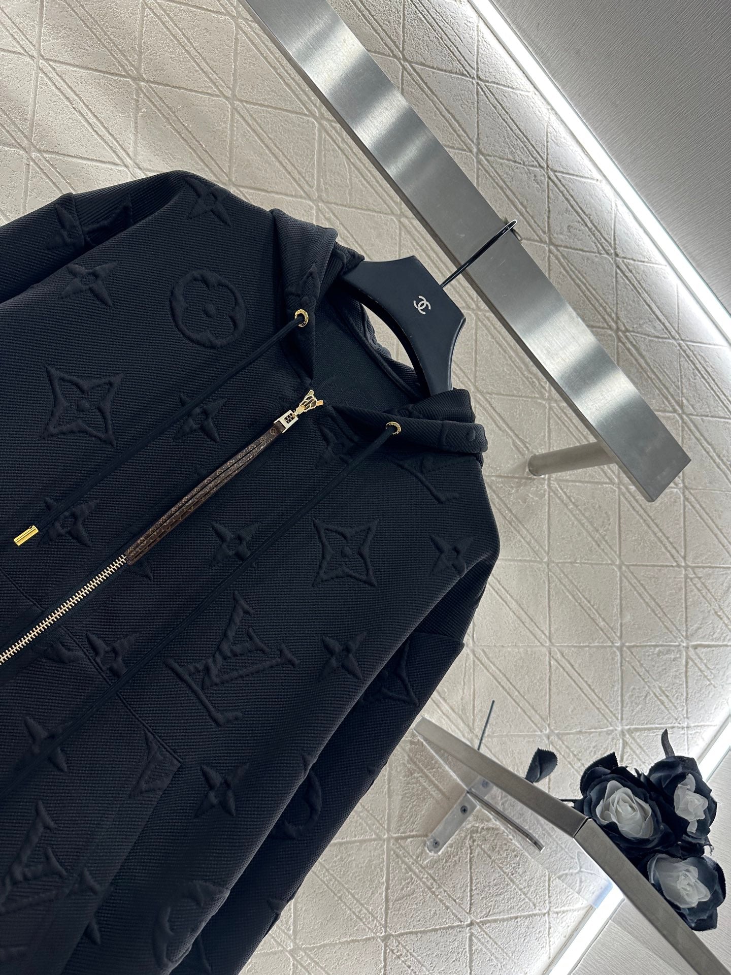 25fw Embossed hooded set