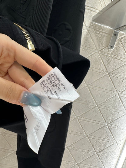 25fw Embossed hooded set