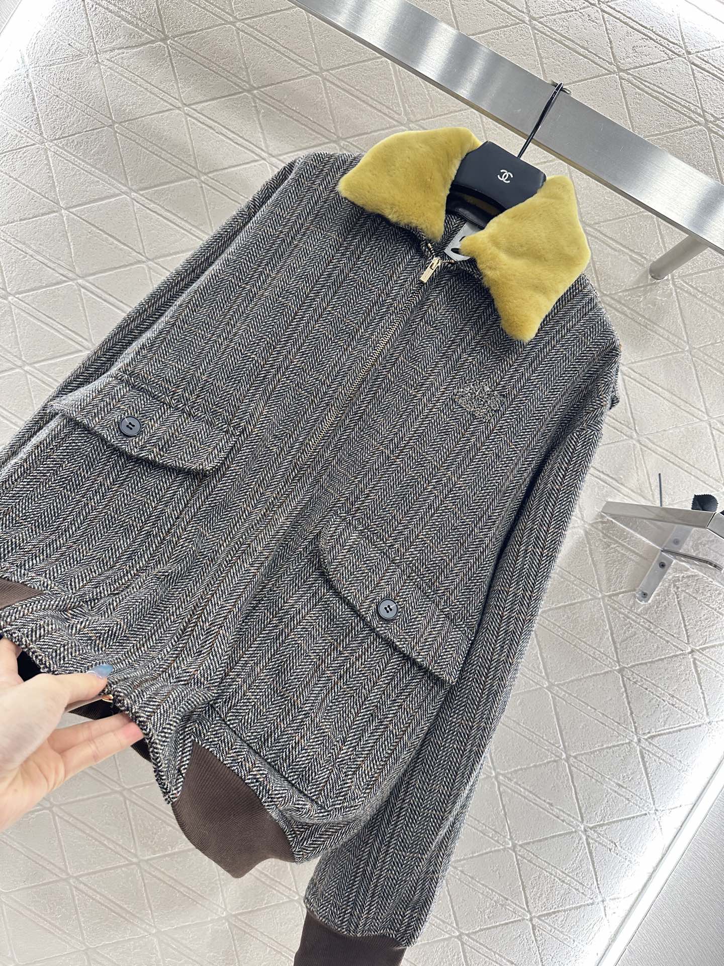 25fw Detachable fur collar jacket