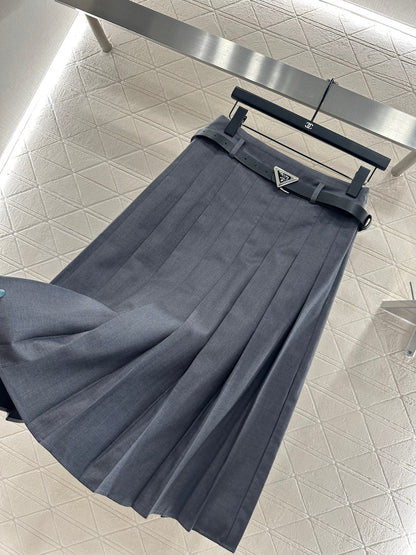 25fw Mid length pleated skirt with waist belt