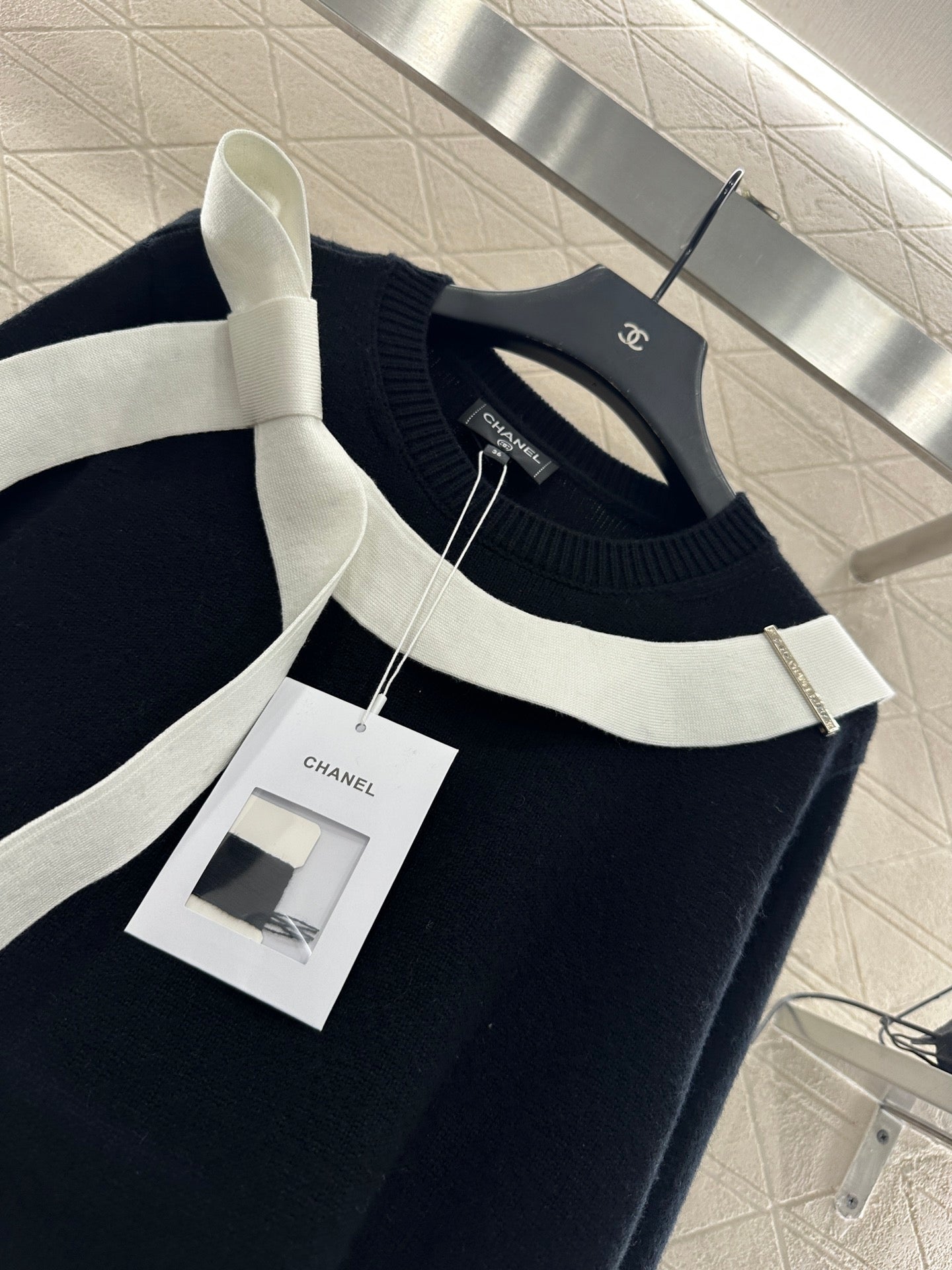 25fw Hooded bow knit dress