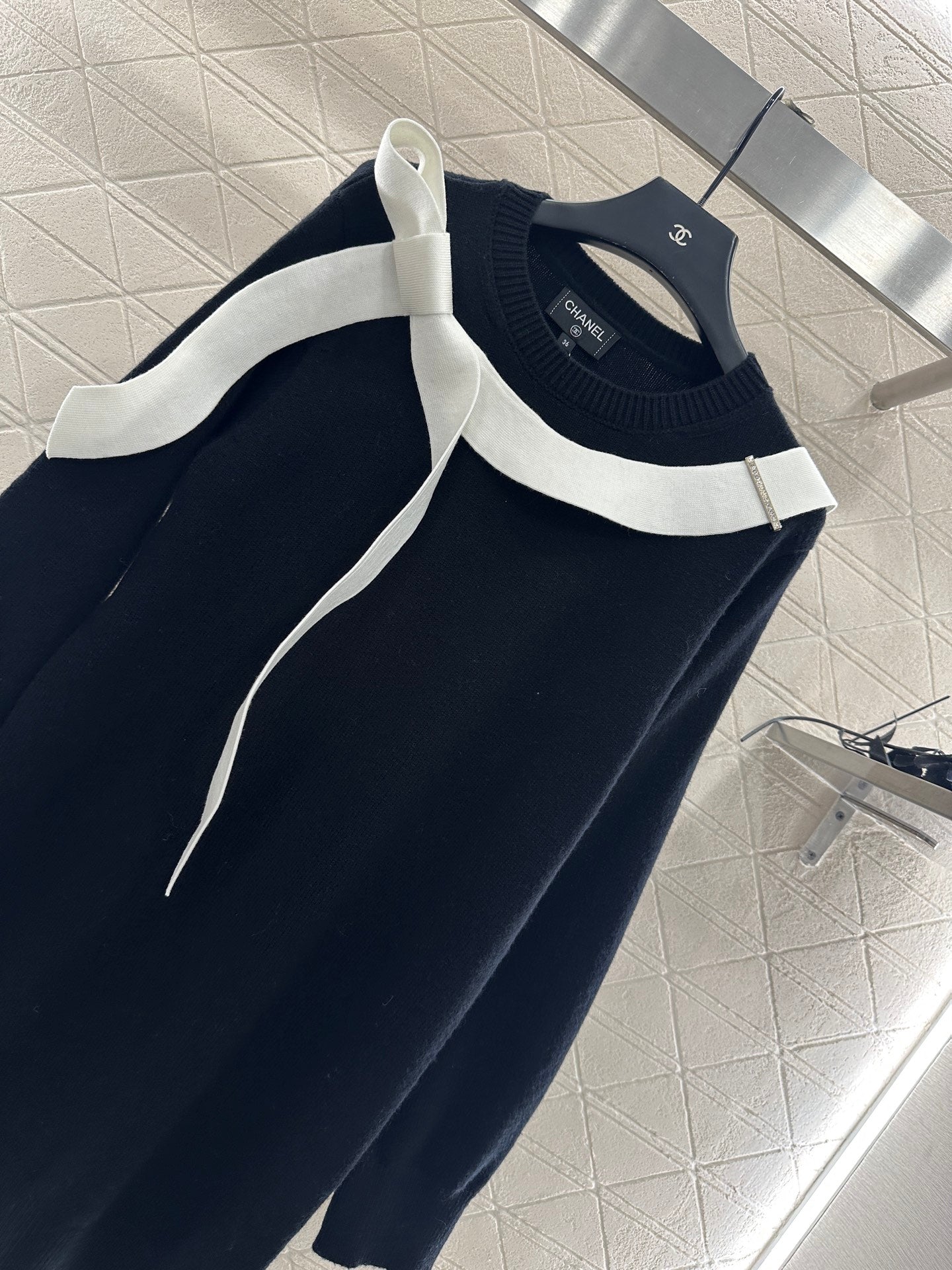 25fw Hooded bow knit dress