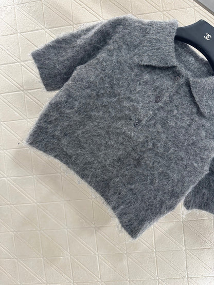 25fw Half open lapel knitted top