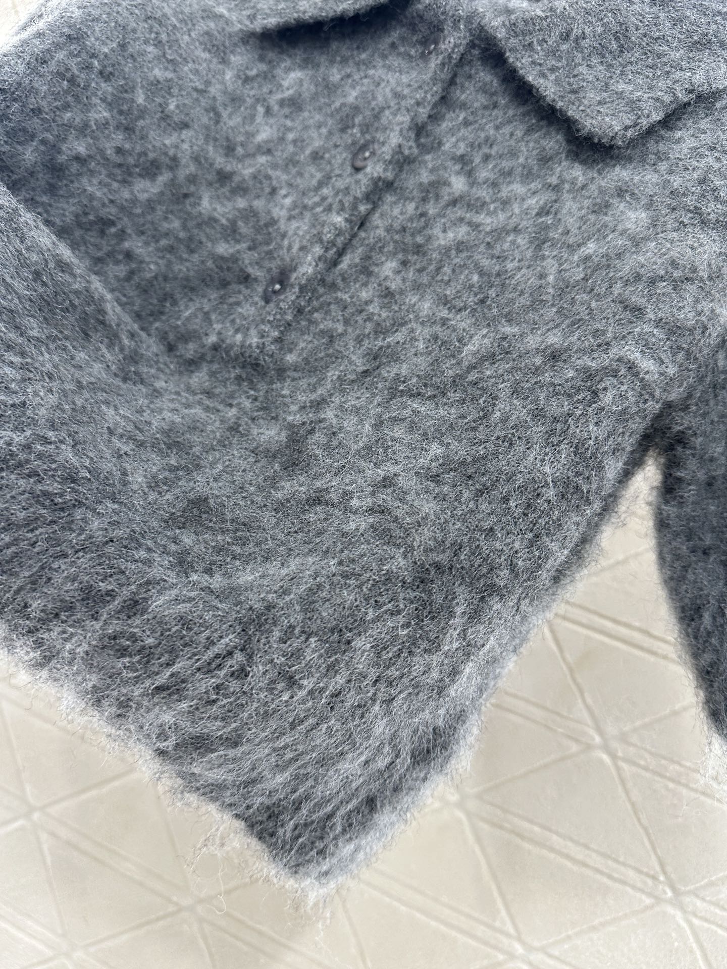 25fw Half open lapel knitted top