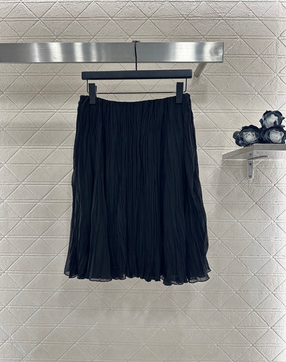 High waisted pleated skirt