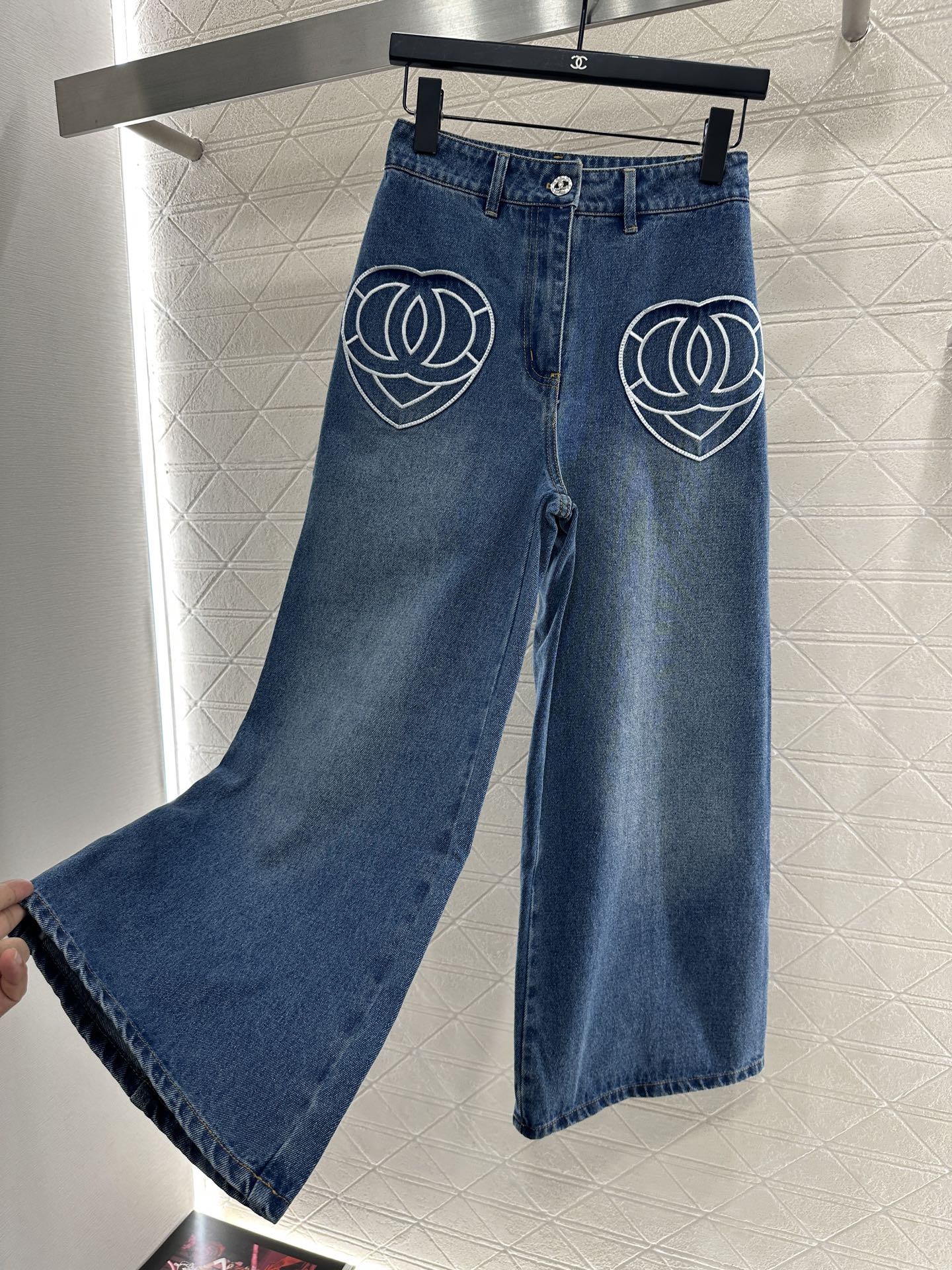 Love Double C Jeans