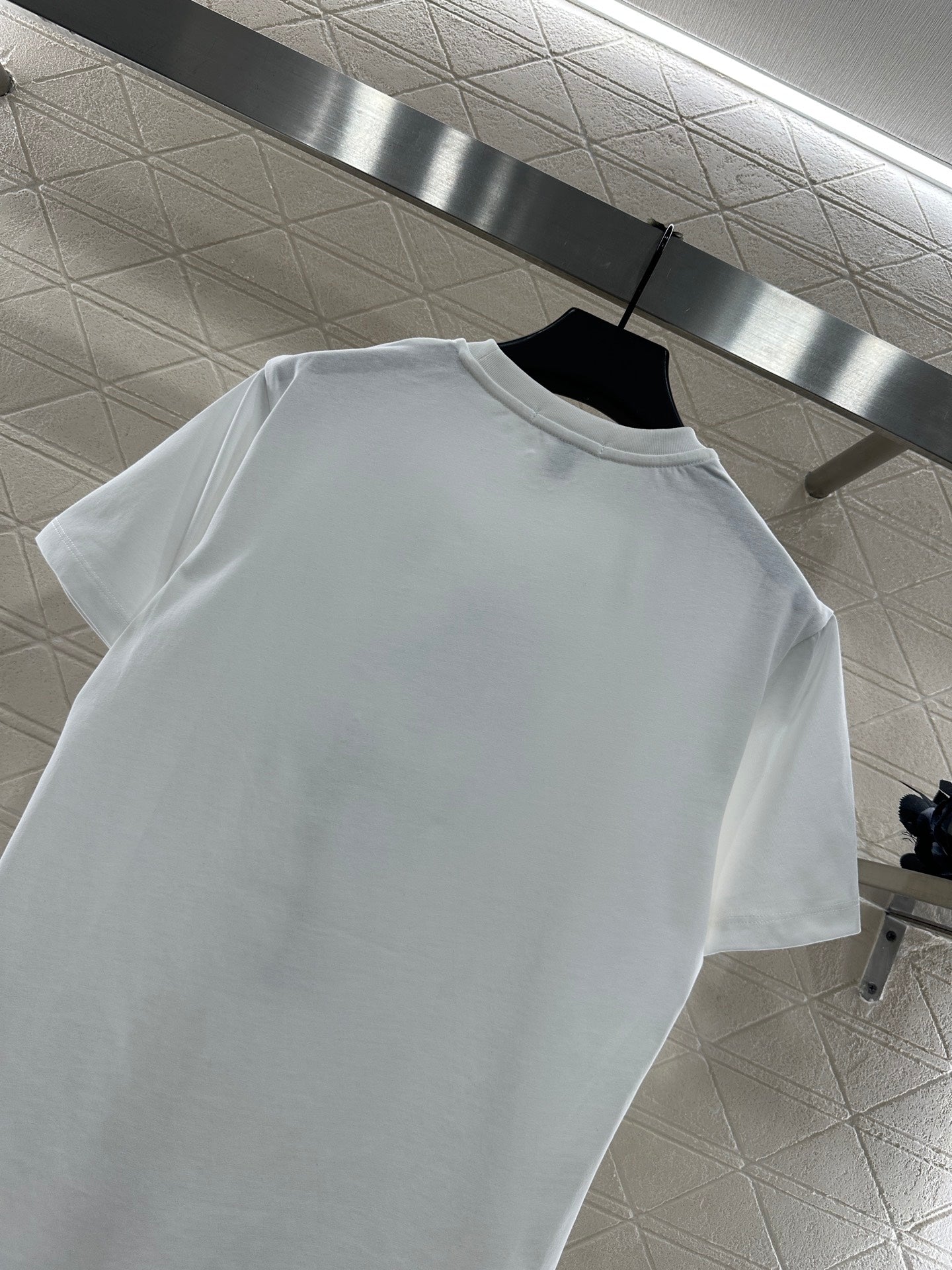 Chain round neck printed T-shirt