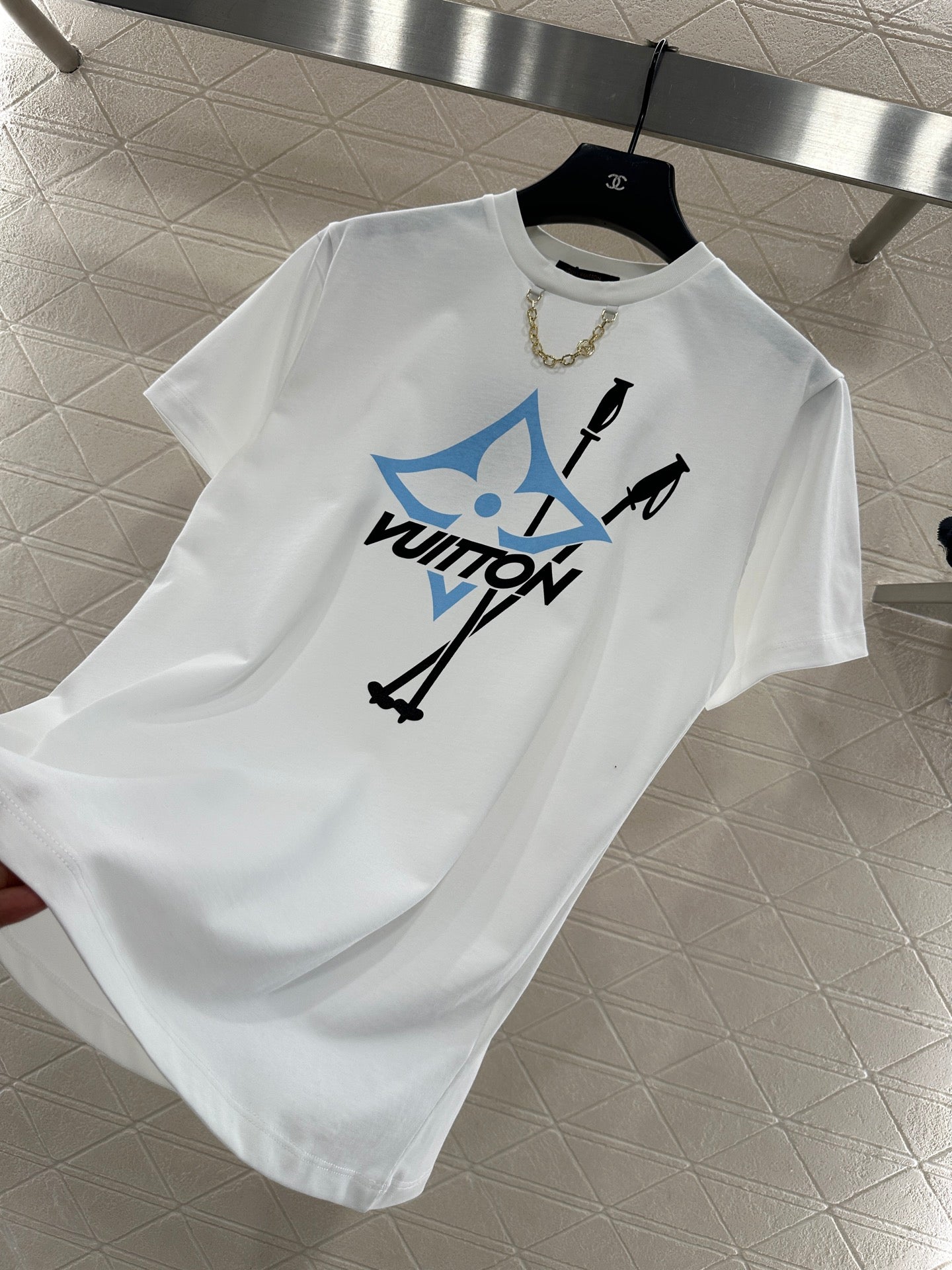 Chain round neck printed T-shirt