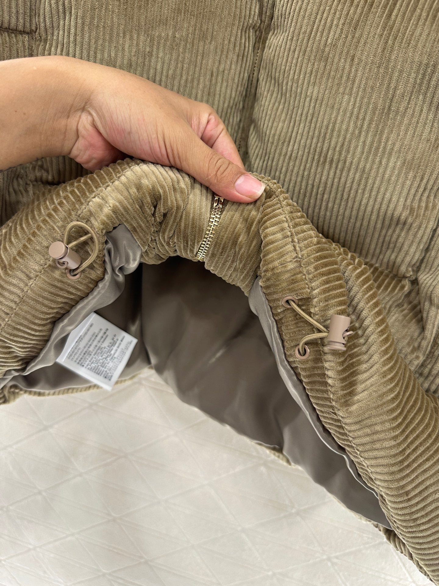 Leather collar corduroy down jacket