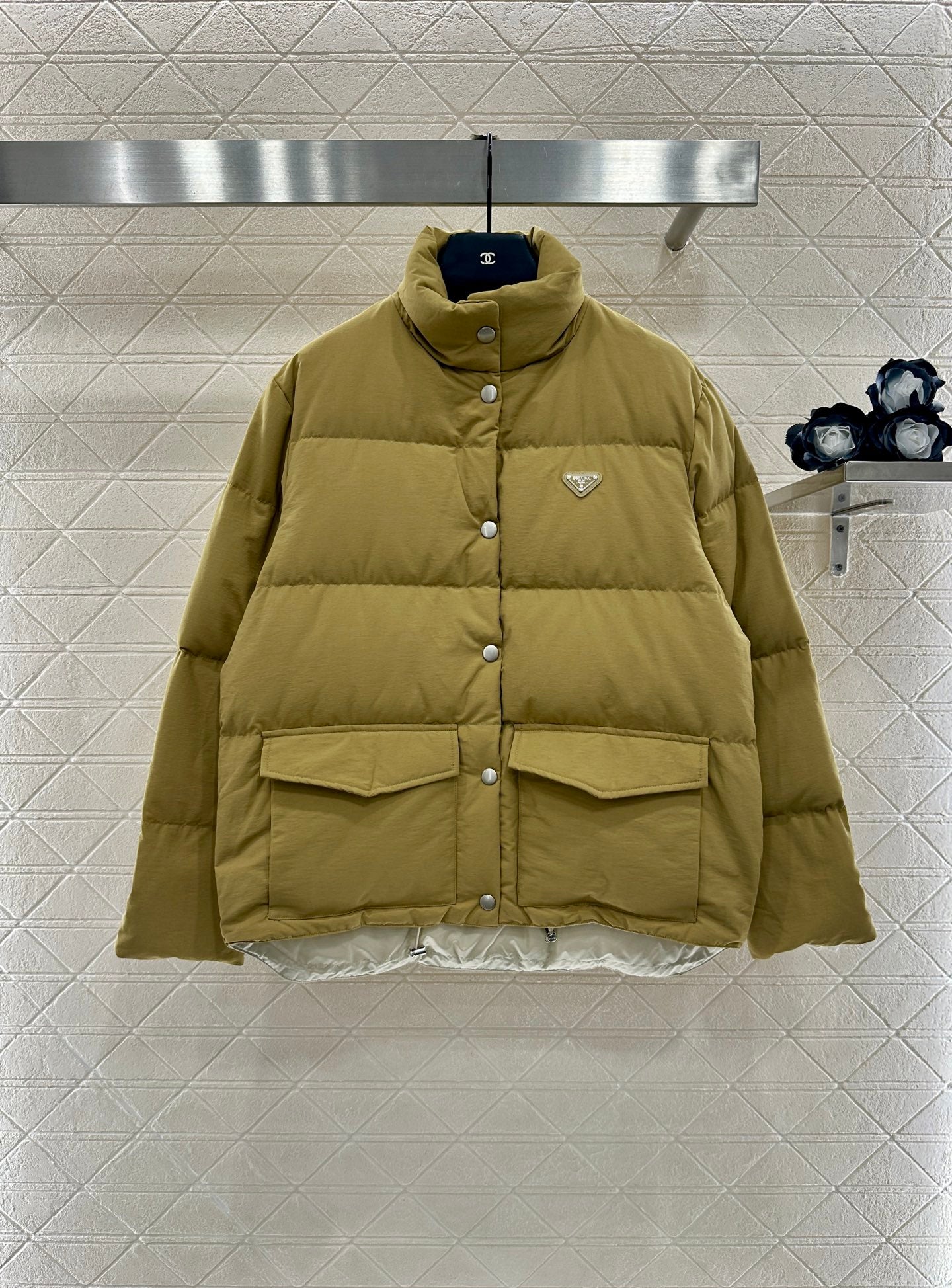 Rectangular embossed stand up collar down jacket