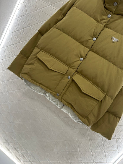 Rectangular embossed stand up collar down jacket