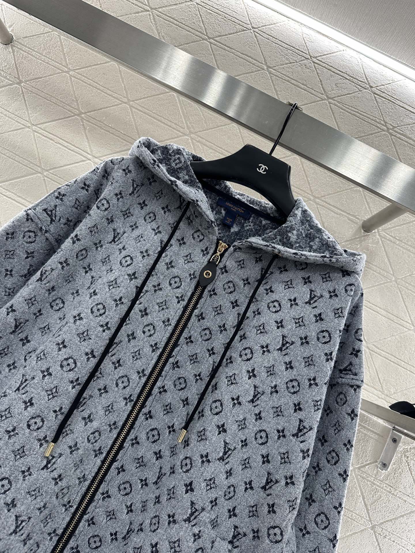 Jacquard hooded jacket