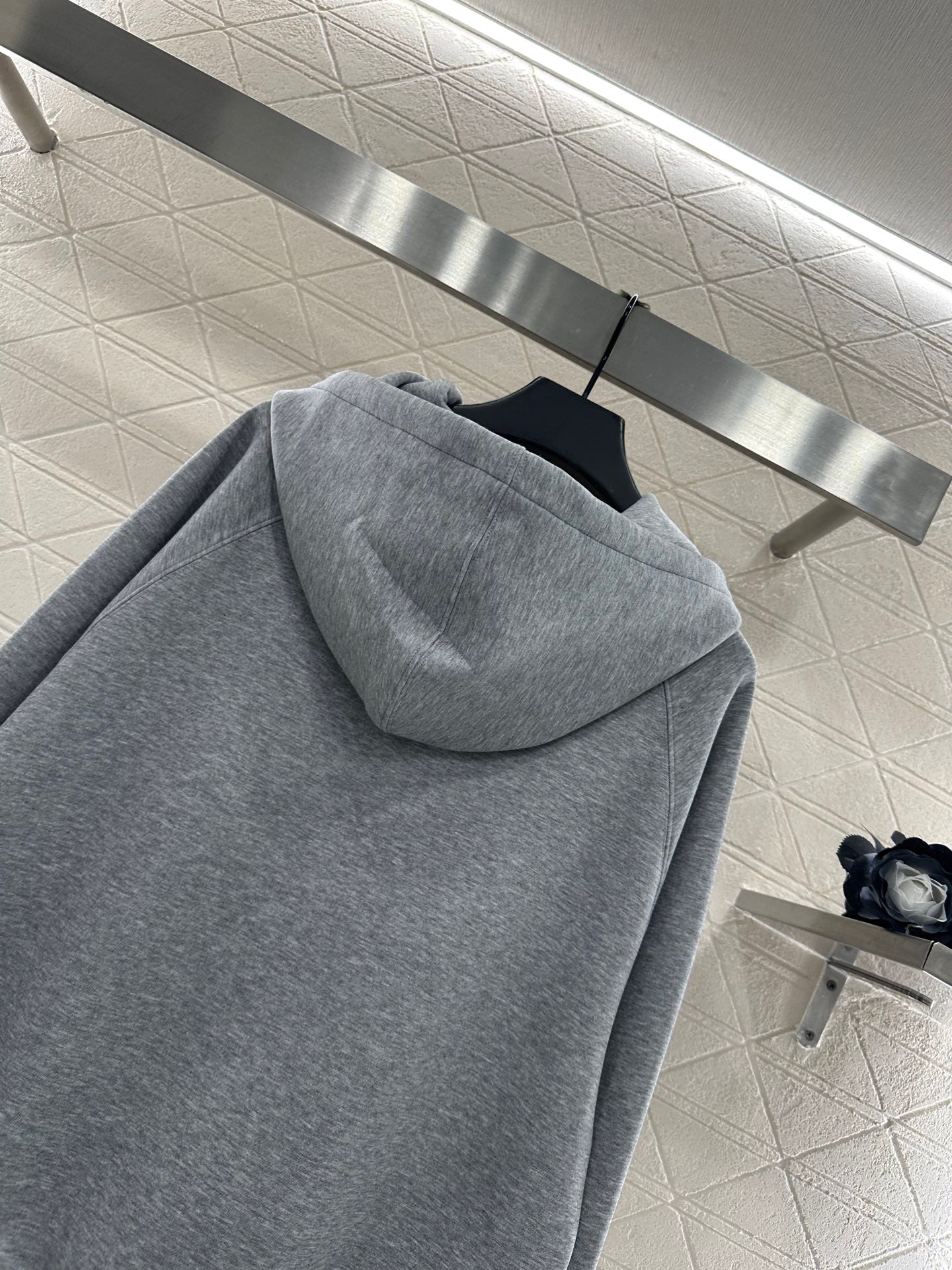 Hooded chain printed hoodie