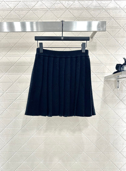 Jacquard knitted cardigan pleated skirt set