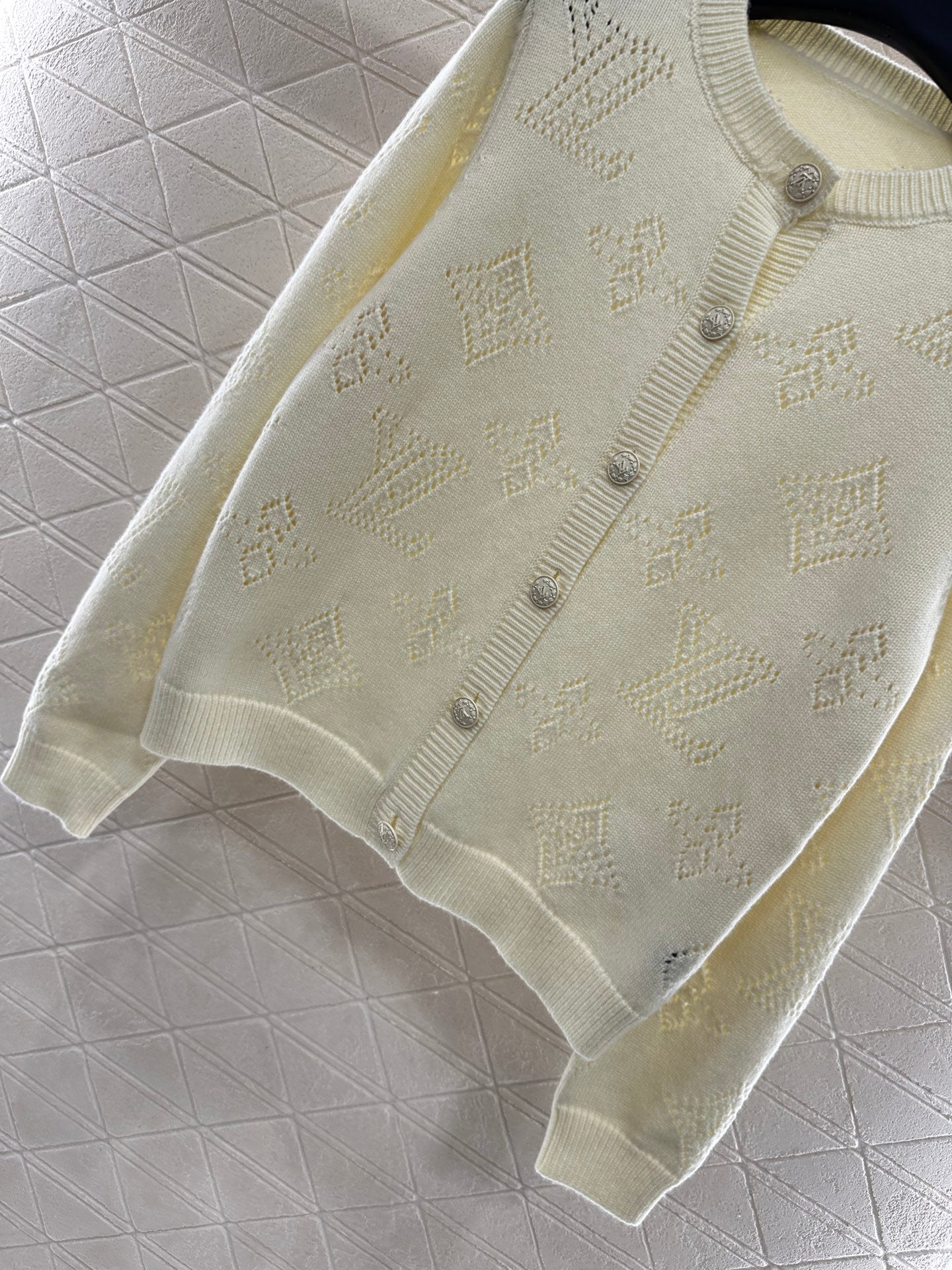 Jacquard knitted cardigan pleated skirt set