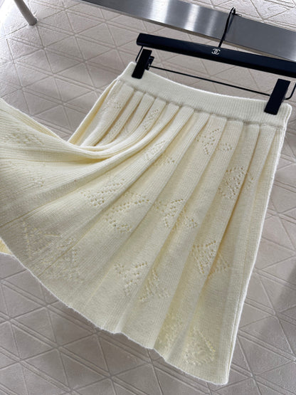 Jacquard knitted cardigan pleated skirt set